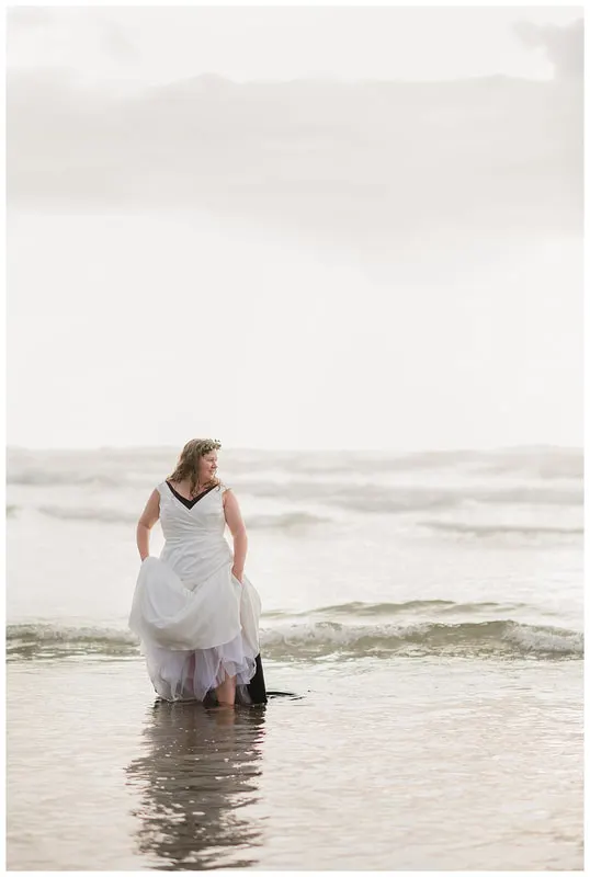 Oregon coast wedding photography of same sex couple
