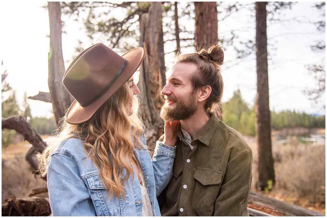 Bend Oregon wedding and engagement photographer