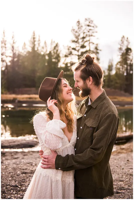 Bend Oregon wedding and engagement photographer