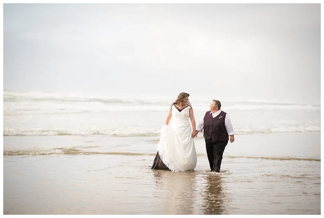 Oregon coast wedding photography of same sex couple