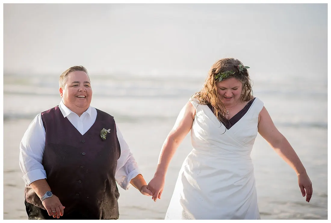 Eugene Oregon wedding photography same sex couples