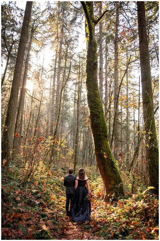 Wedding photos at Hendrick's Park in Eugene, Oregon