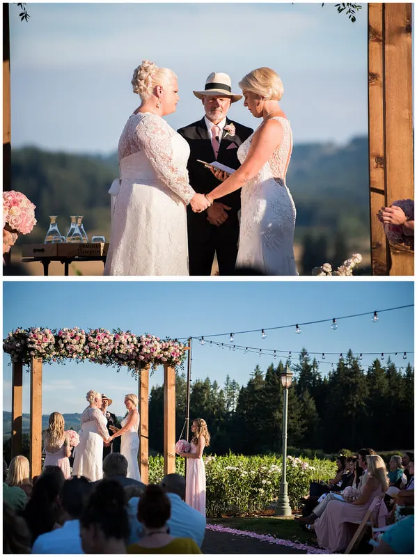 Sweet Cheeks Winery wedding by Photography by Lynn Marie
