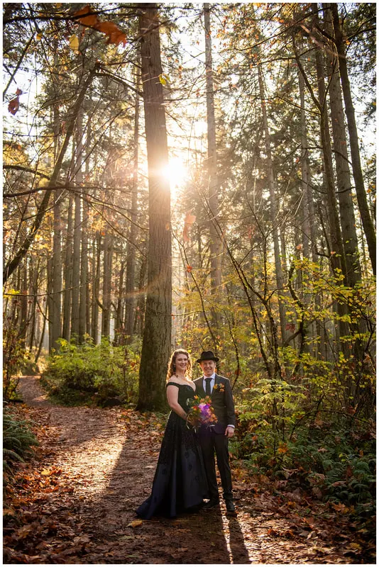 Wedding photos at Hendrick's Park in Eugene, Oregon