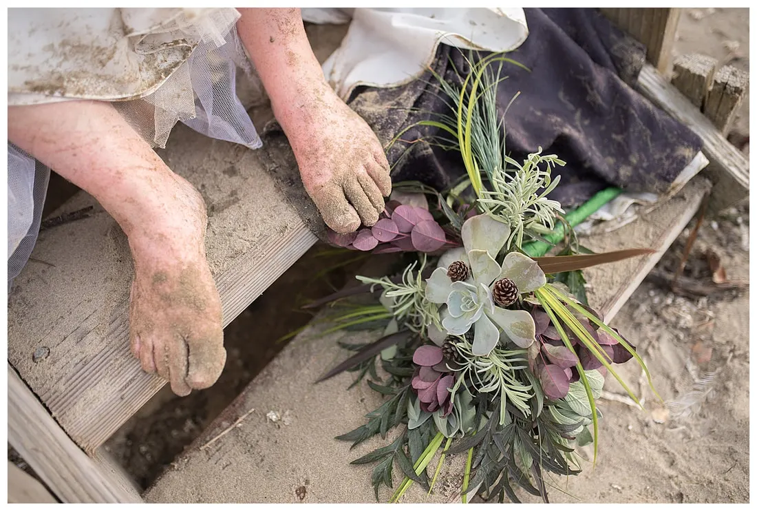 Oregon coast wedding photography of lesbian couple