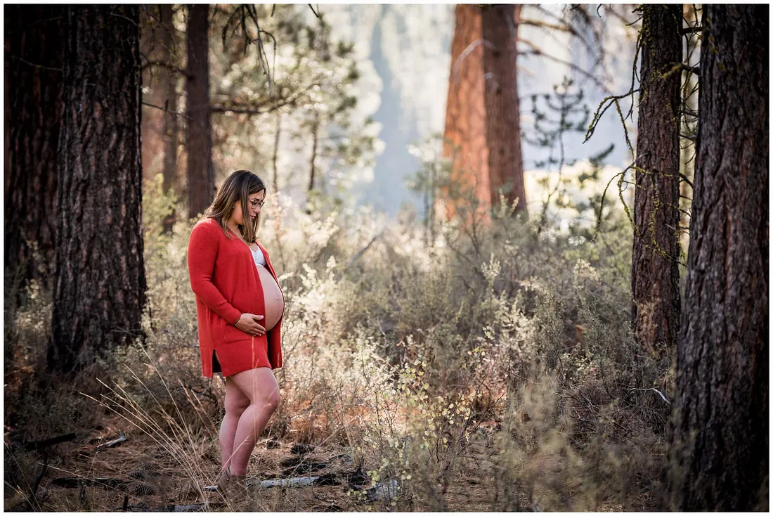 Bend, Oregon Maternity Photographer