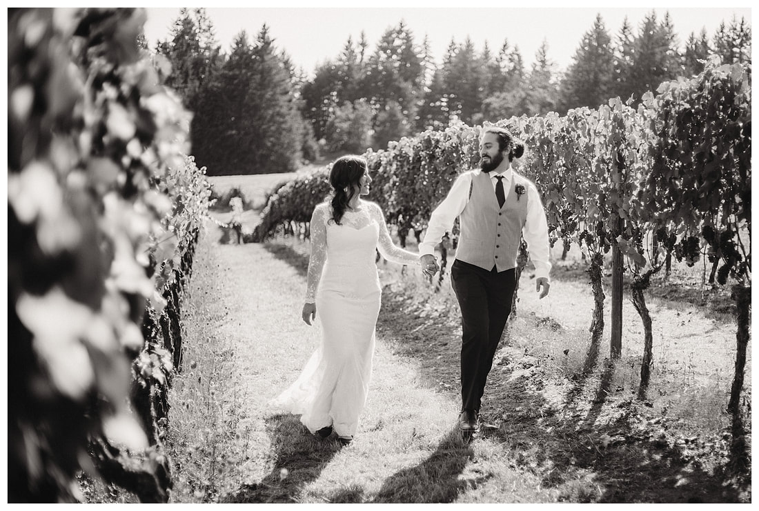 Wedding Photographer in Eugene Oregon Photography by Lynn Marie