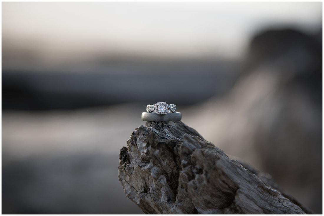 Engagement rings at Oregon coast elopement
