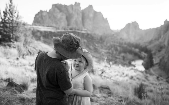 Smith Rock family photographer in central Oregon.