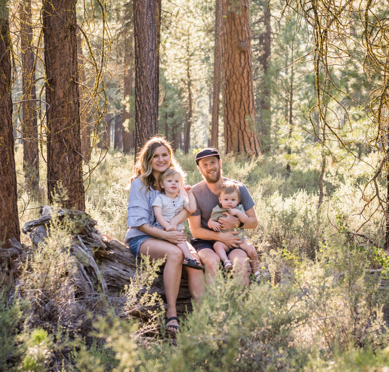 Sunriver, Oregon family photographer.  Now booking.  Photography by Lynn Marie.