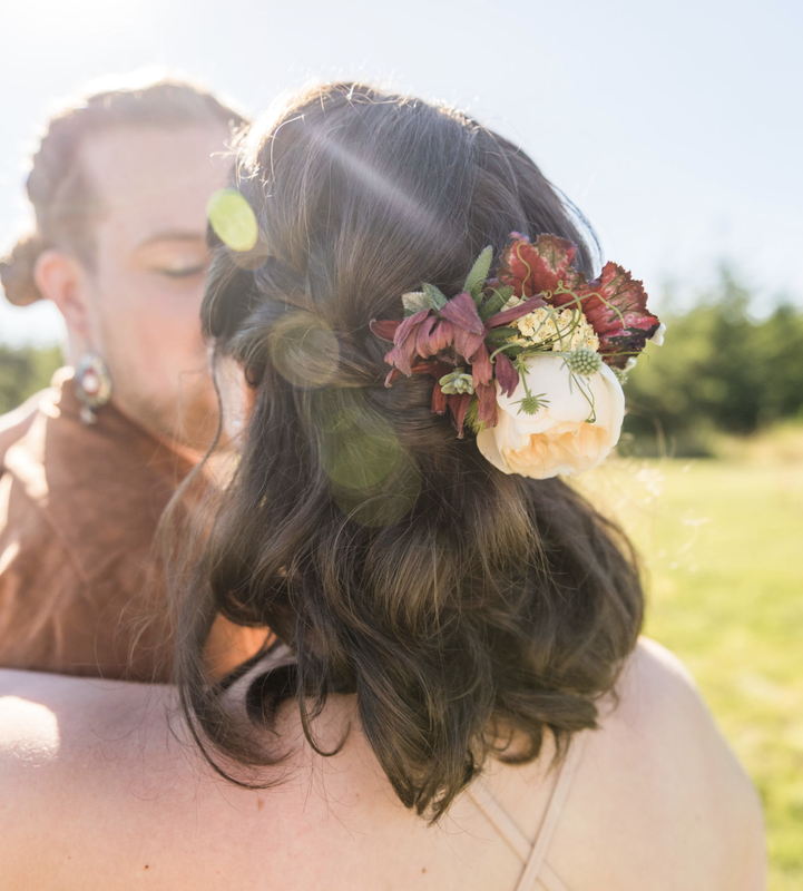 Eugene & Bend, Oregon's best wedding photographer.  Now booking weddings & elopements.