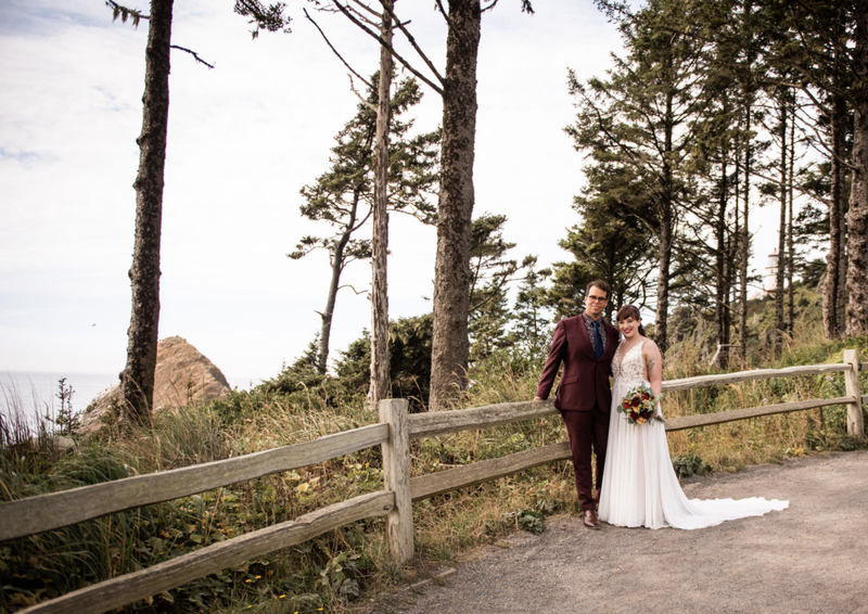 Wedding photography at Heceta Head Lighthouse on the Oregon coast.  Photography by Lynn Marie.